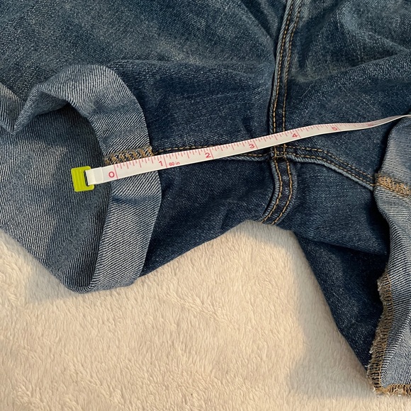 Like new old navy short shorts size 14 - Used 1x - Picture 3 of 5